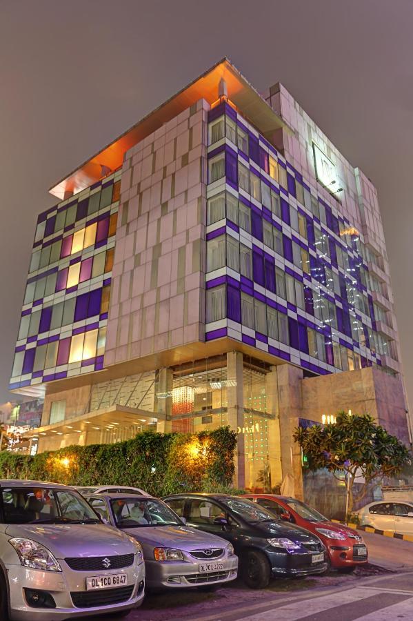 Mosaic Hotel, Нойда Екстер'єр фото